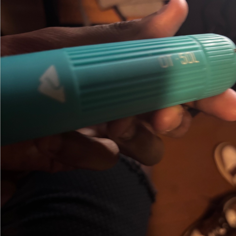 Bright Blue LED Flashlight - Picture 3 of 3